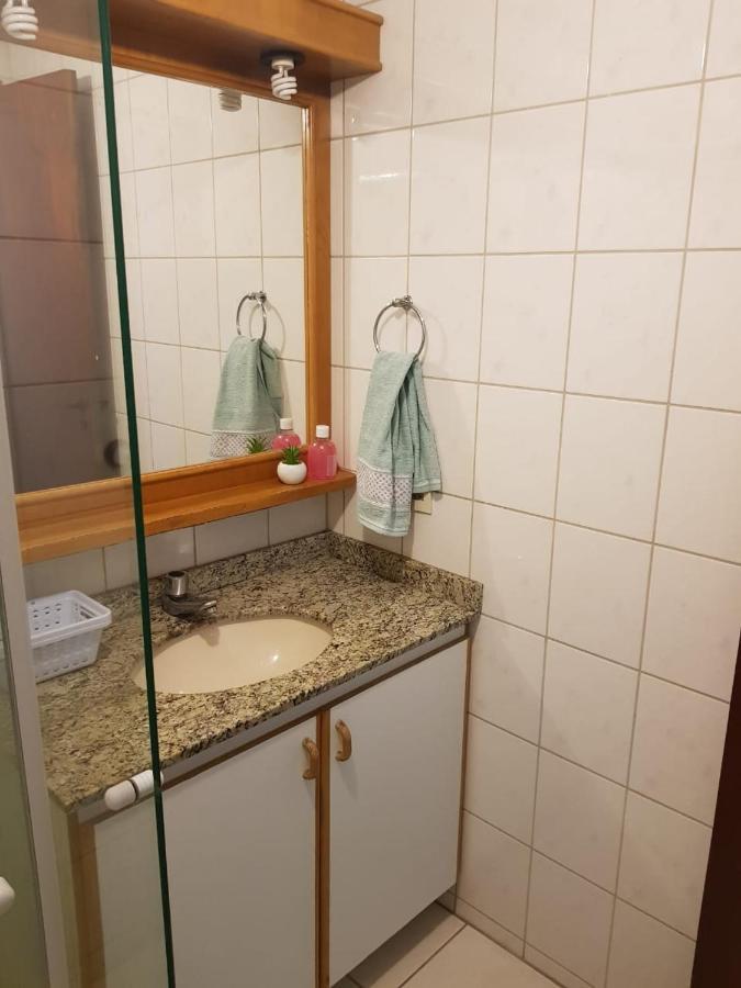 Apto Com Churrasqueira - 60 Metros Do Mar!!! Canasvieiras Florianópolis 외부 사진
